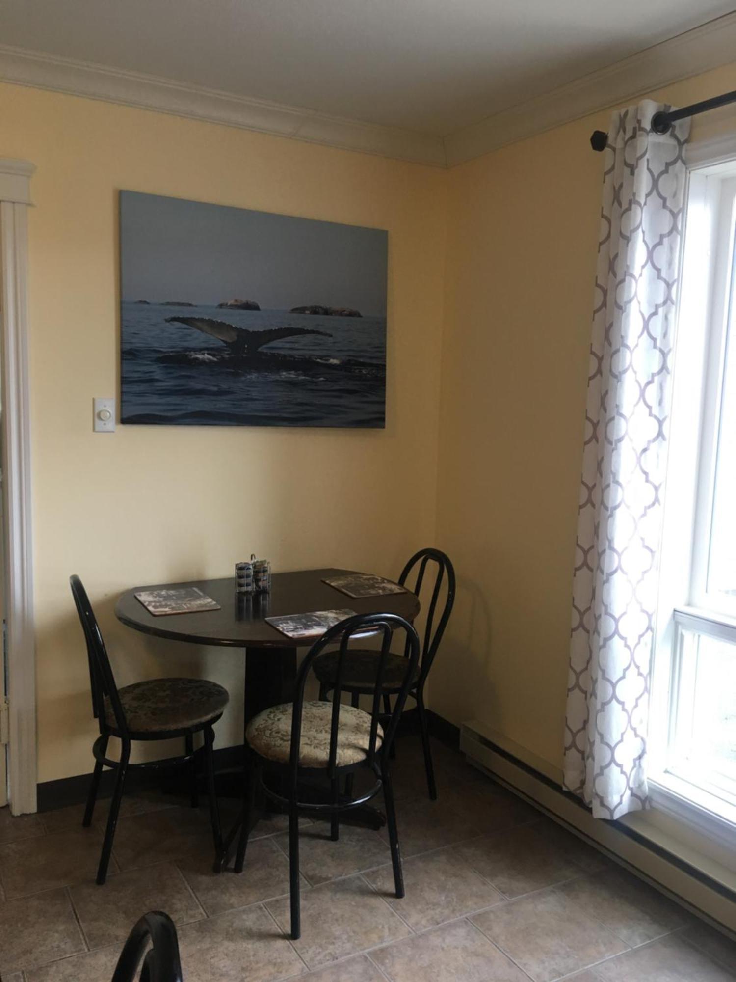 The Country Inn Motel Gander Ngoại thất bức ảnh